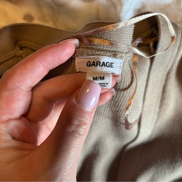 Garage Cardigan - Picture 2 of 2